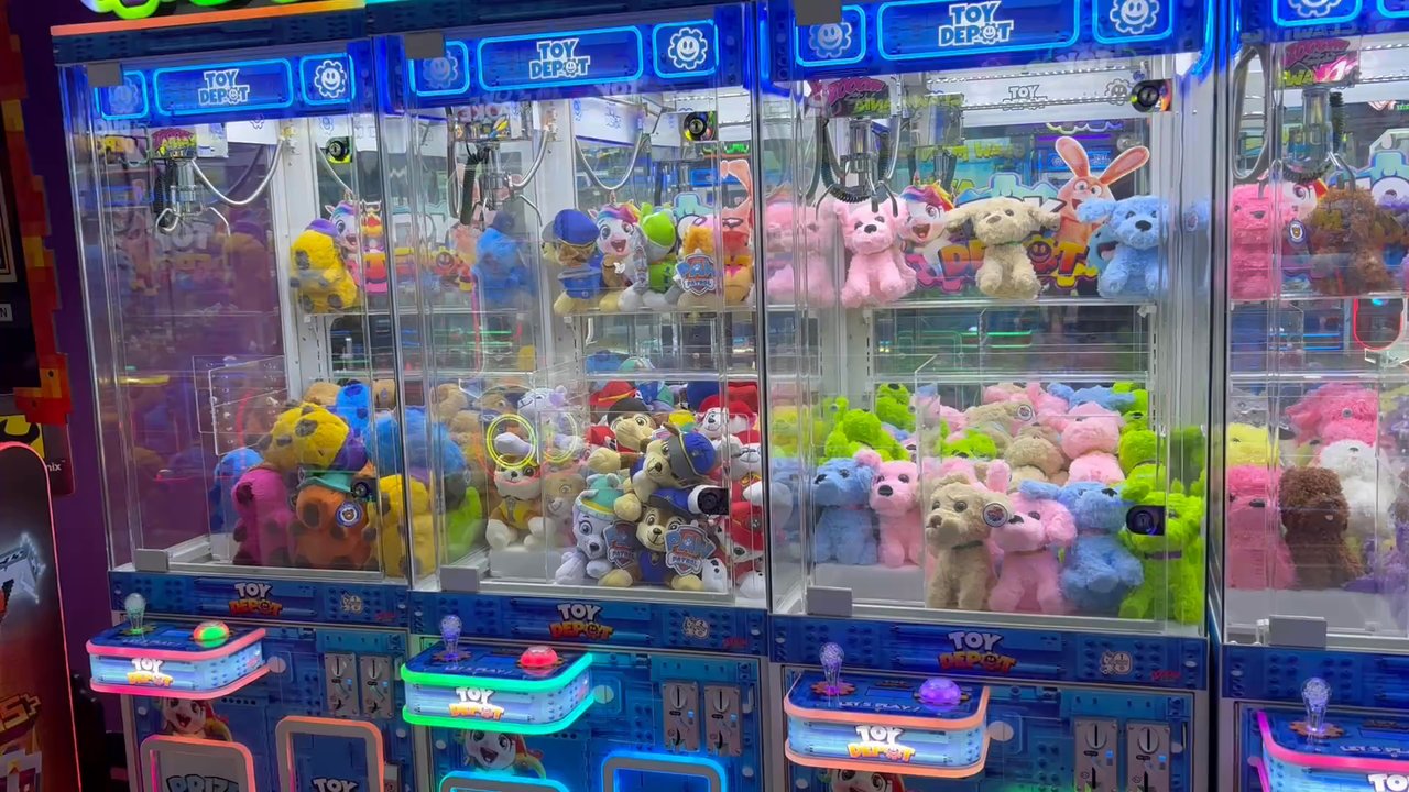 Uni Claw - Arcades Near Me - Daytona Beach, Florida