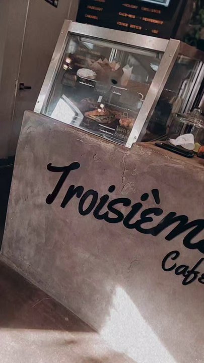 Troisieme Cafe - Quick video of the inside - Coffee & Tea Near Me - Wilmington, Delaware