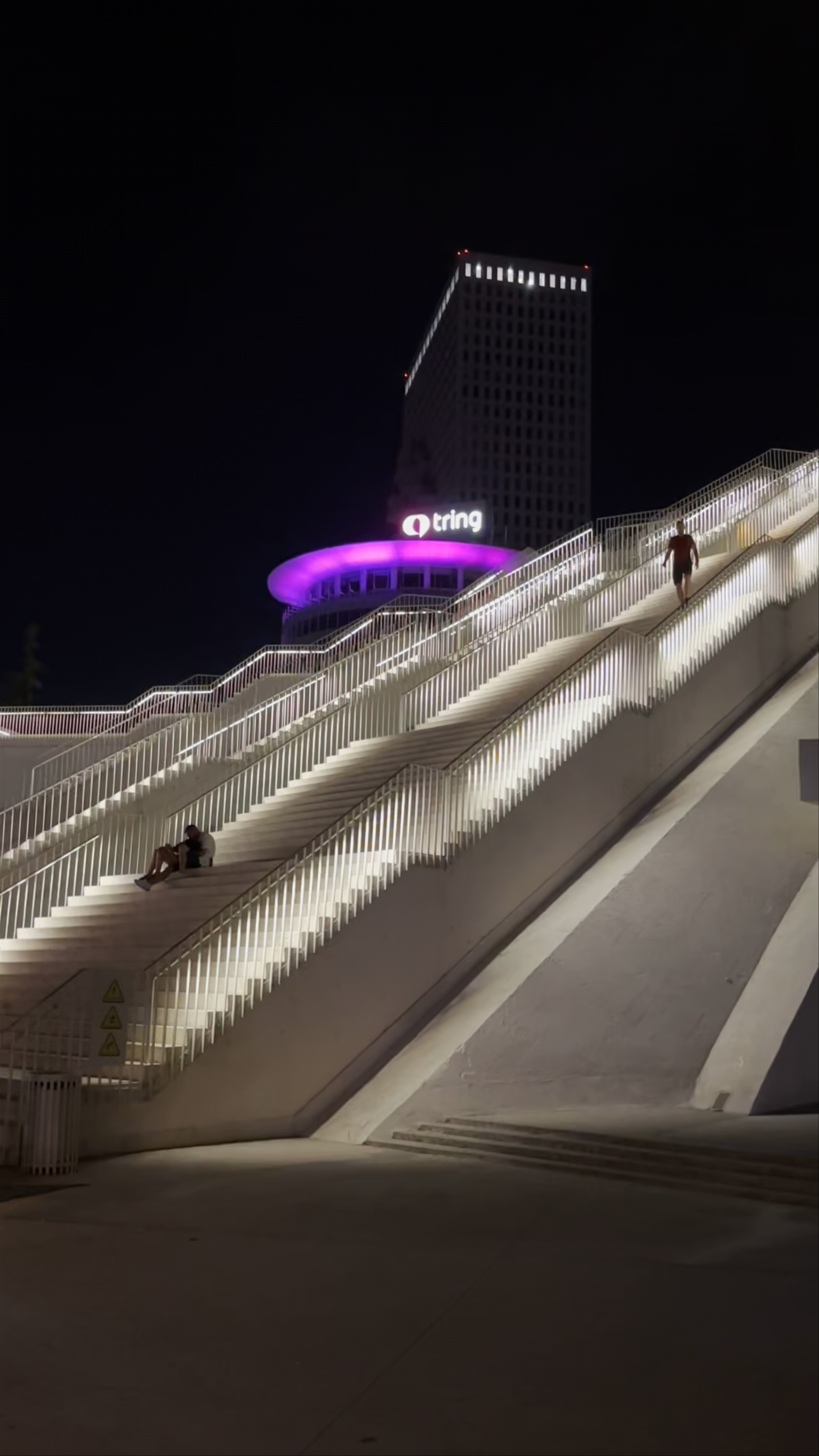 Piramide van Tirana
