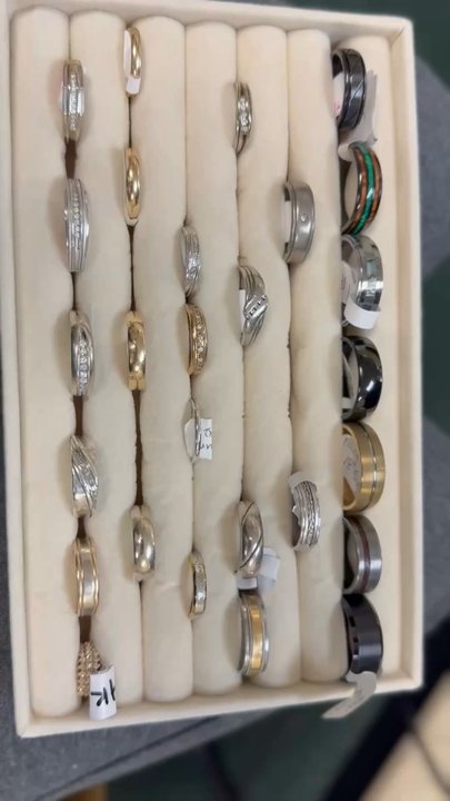 LA Pawn & Auto - We have jewelry, firearms, & electronics. We have musical instruments and we have more tools than Lowe's and Home Depot combined!!! - Pawn Shops Near Me - Foley, Alabama