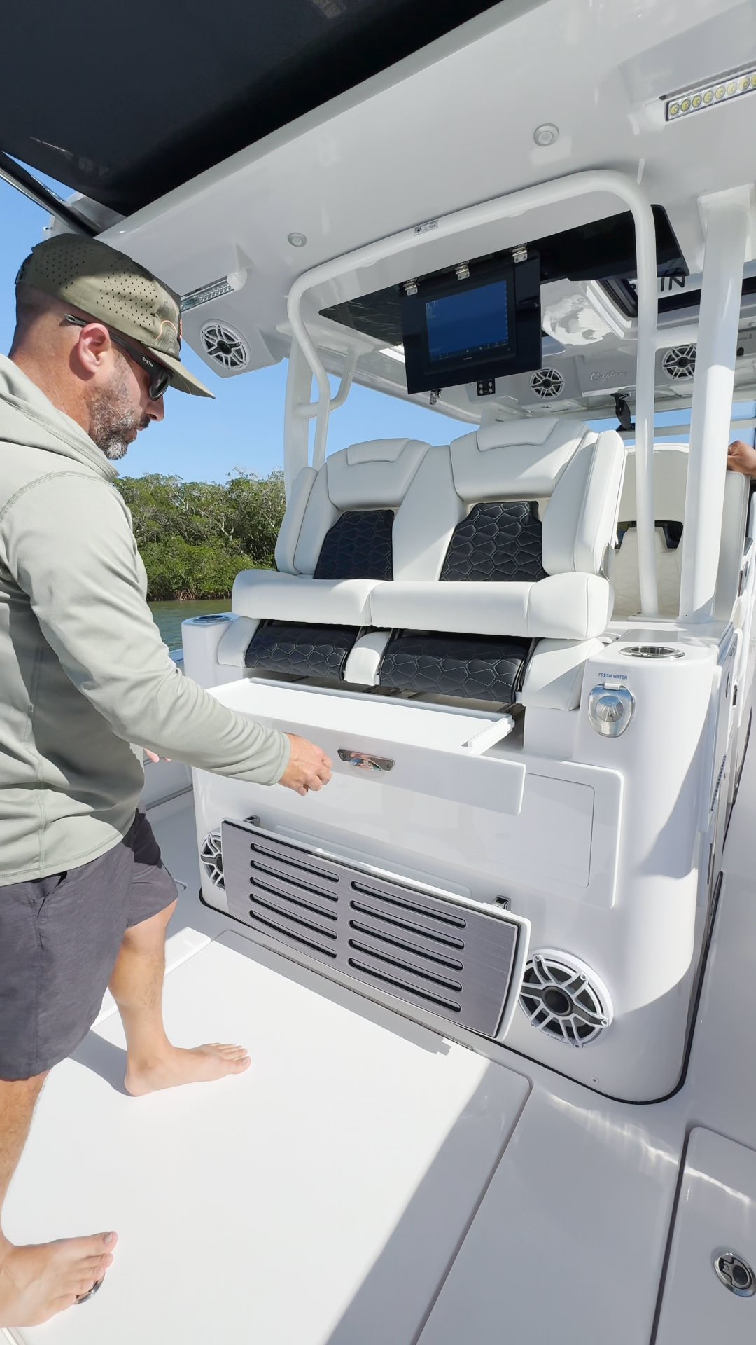 Are you a Tidewater 380 CC fan?  Let us know!