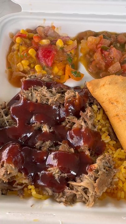 Mami's Empanadas - Mami's Favorite plate - Latin American Near Me - Honolulu, Hawaii