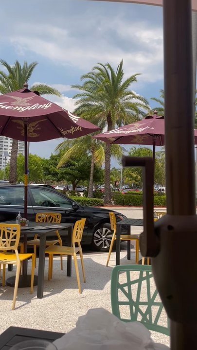 Mora Grill - Restaurant is near the beach - Syrian Near Me - Pompano Beach, Florida