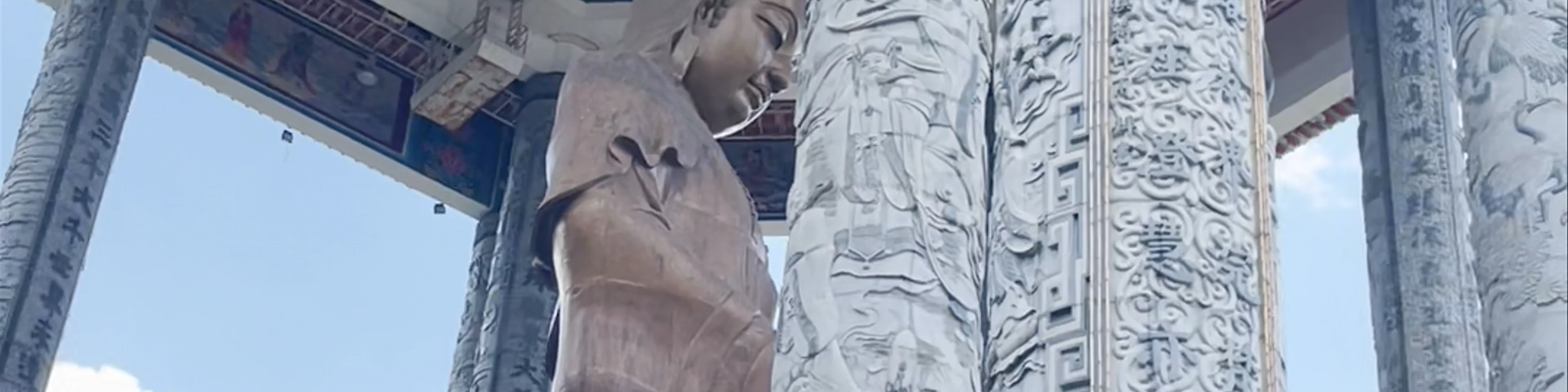 Temple of Supreme Bliss / Guan Yin Statue - Penang (அவலோகிதர் சிலை)