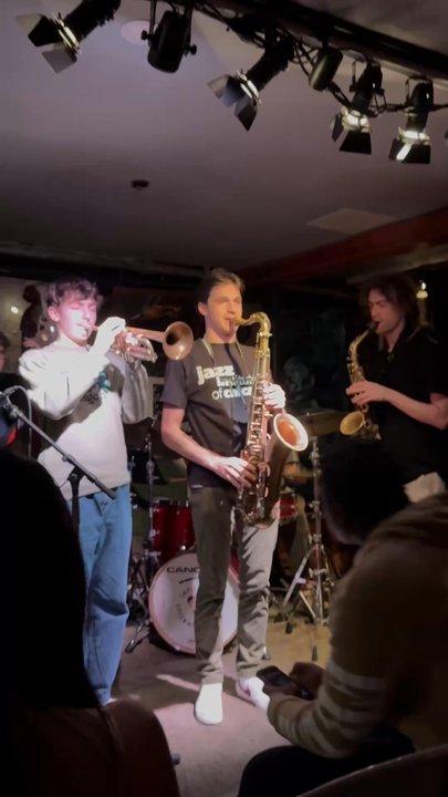 Video carousel 4 of 7 with ID K5te0fwBAbz7zsUEoqjbyA for Smalls Jazz Club