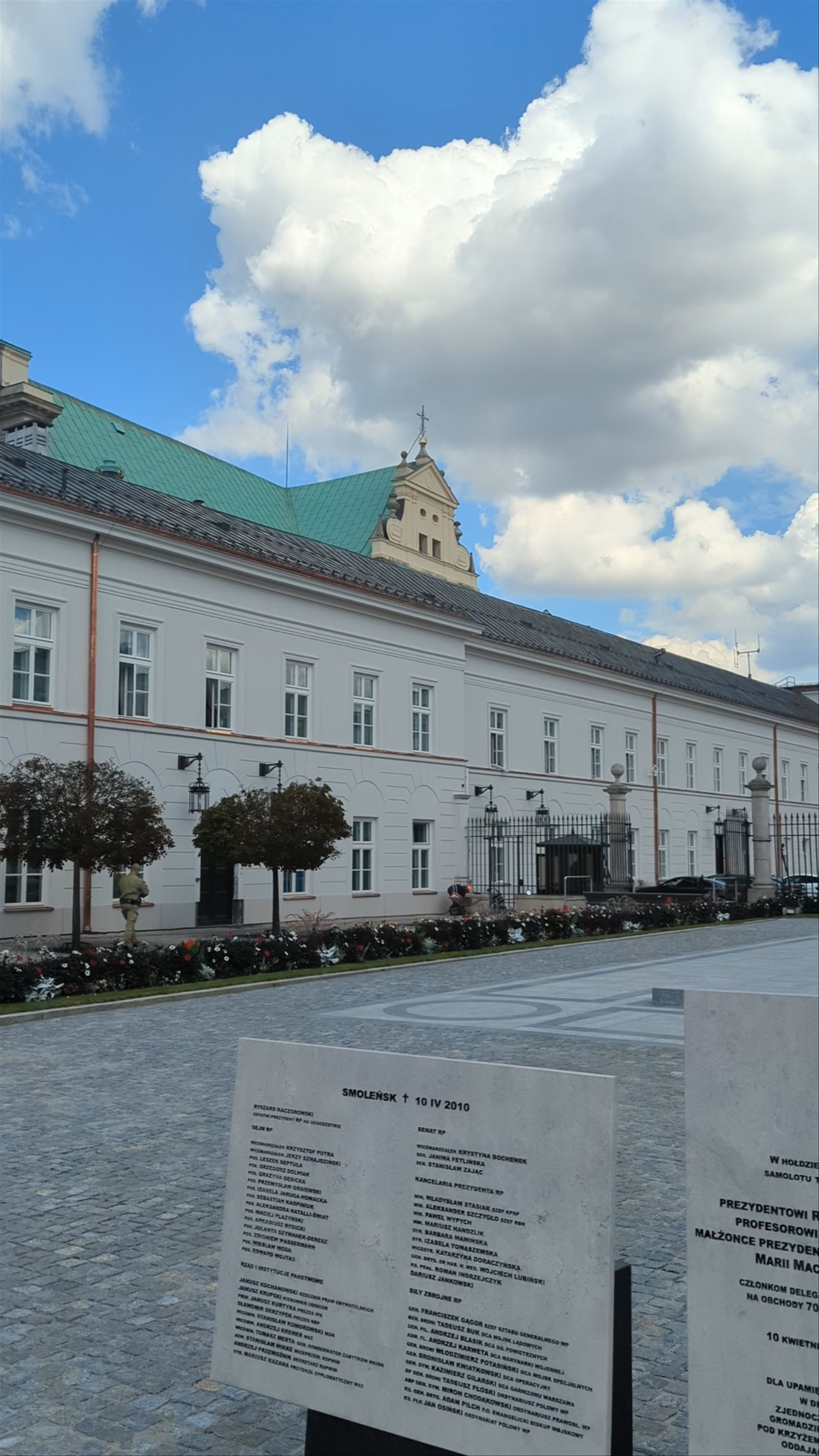 Presidential Palace, Warsaw: Historic Majesty and Quiet Reflection