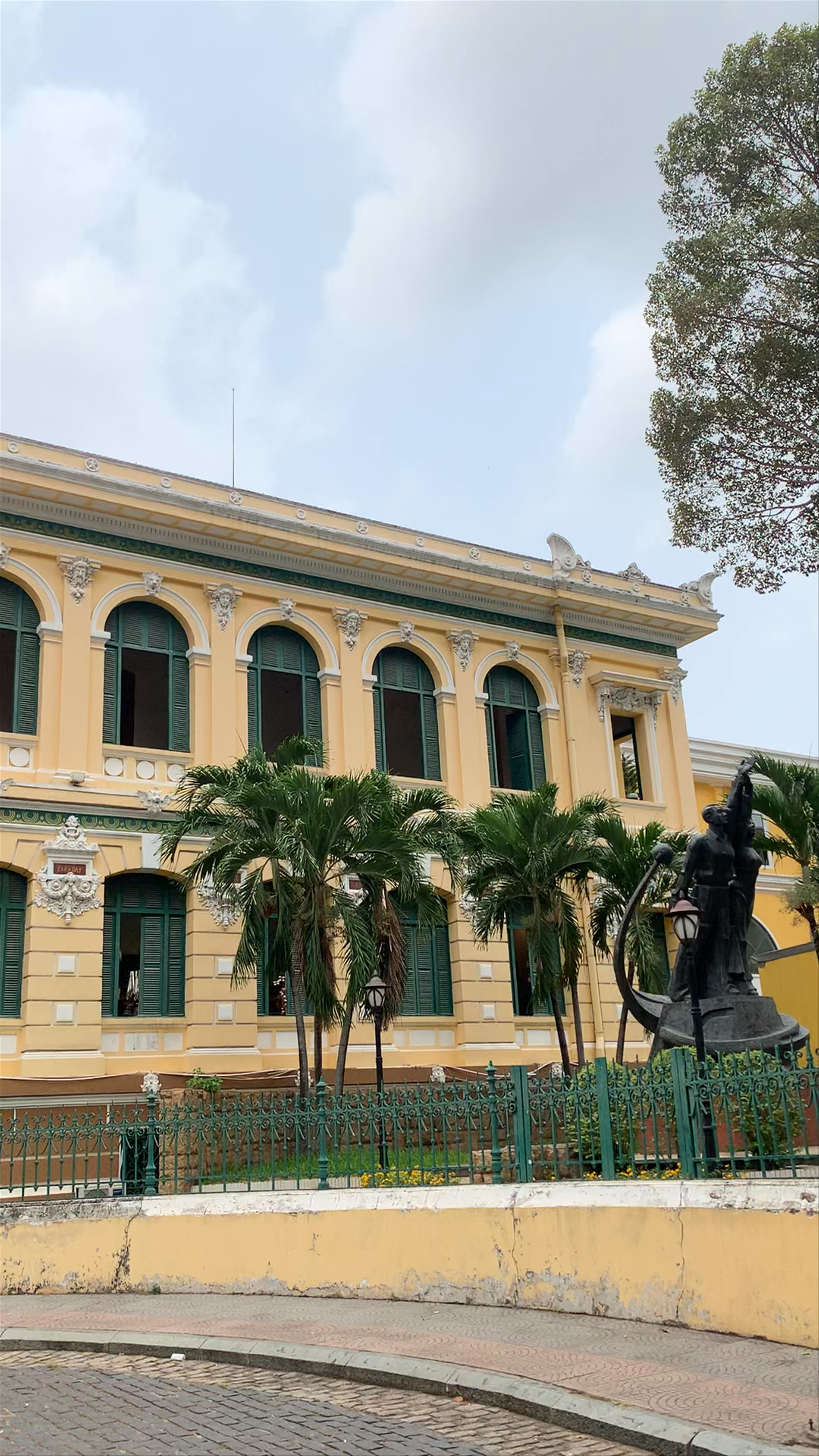 Sai Gon Central Post Office