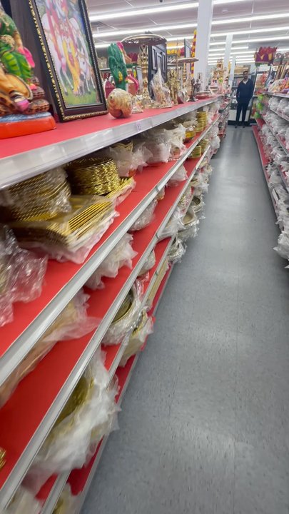 Vivek Flowers - Inside - Flowers & Gifts Near Me - Piscataway, New Jersey