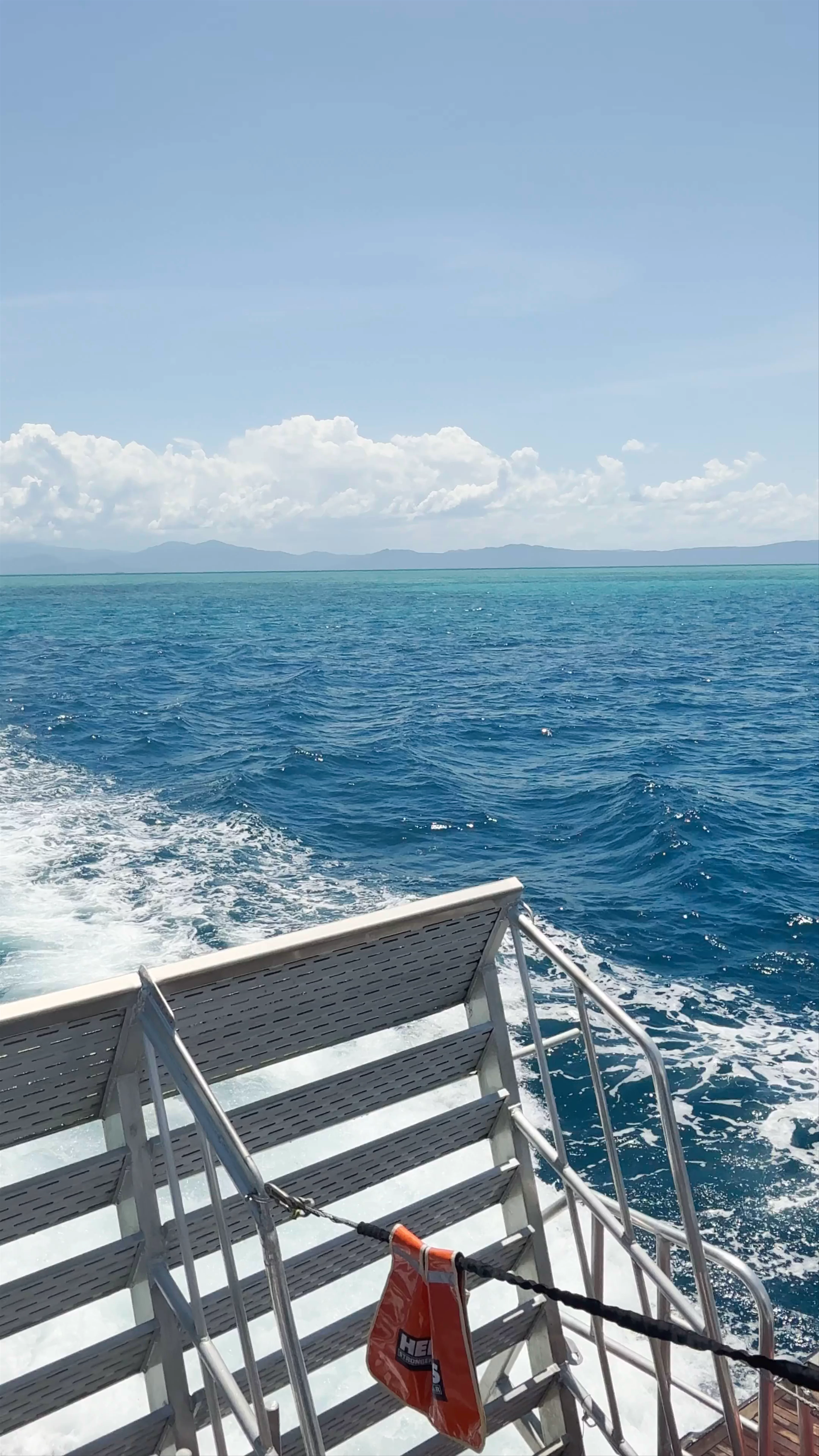 Ocean Free & Ocean Freedom - Cairns Premier Great Barrier Reef & Island Tours