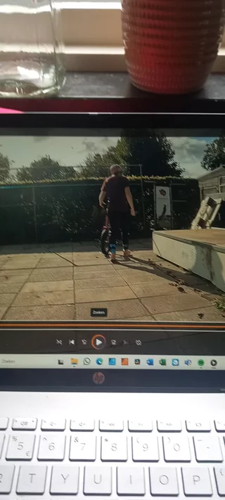 riu submission: Wheelwalk to pedalflip 