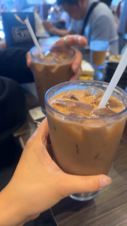 Pine House Cafe - Cafes Near Me - Toronto, Ontario
