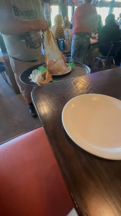 Joe's Crab Shack - sea food boils - Seafood Near Me - Branson, Missouri