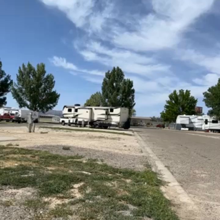 Valley View Rv Park - Nice calm morning as we pack to leave - RV Parks Near Me - Elko, Nevada