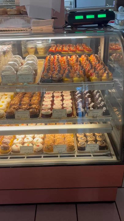 Continental Bakery - WE ARE OPEN FOR THANKSGIVING 8am to 2pm Wednesday 8am-6pm - Bakeries Near Me - Everett, Massachusetts