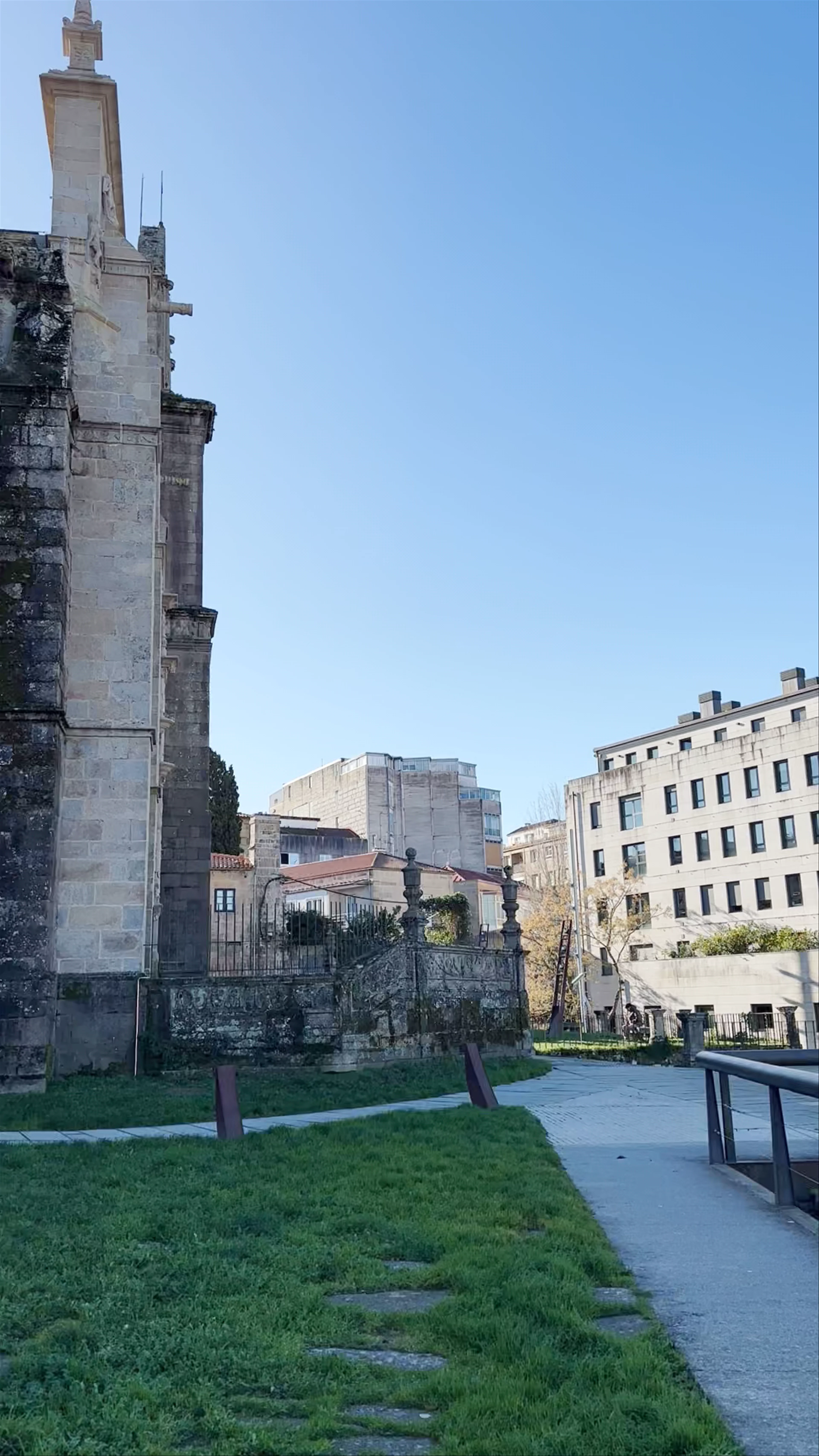 Cruceiro do Campiño de Santa María, Rúa Isabel II, Pontevedra