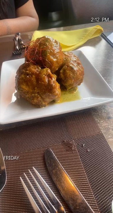 Loukinens' on 4th - Manchurian Style Cauliflower chefs kiss omg - American Near Me - Springfield, Illinois