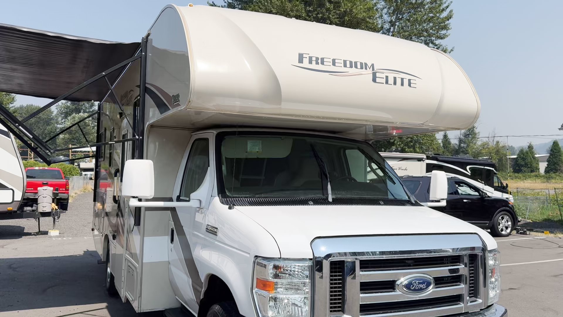Truck City RV - #20516 - 2016 Thor Freedom Elite 24FT Motorhome