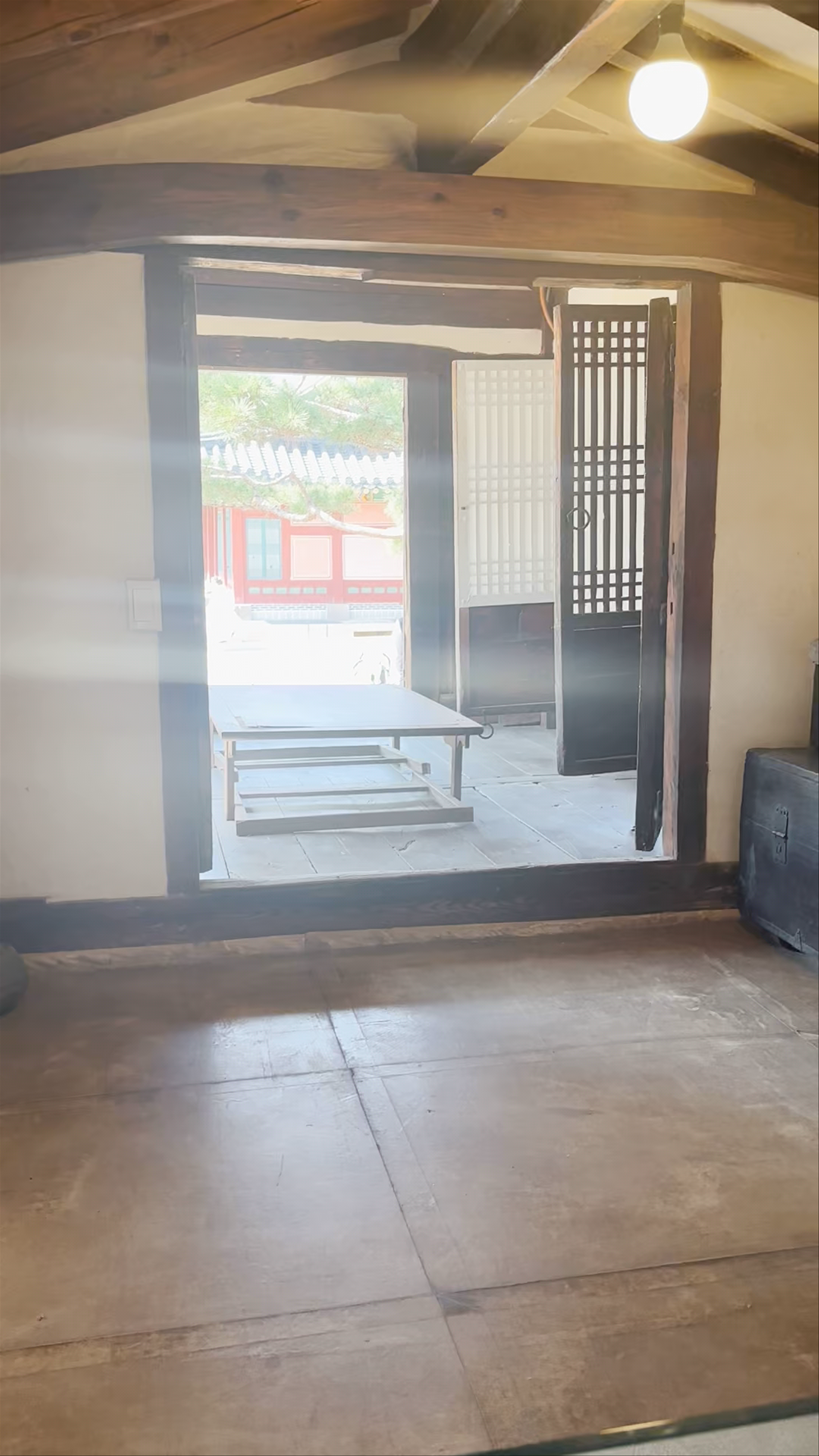 Exploring the Tranquil Interior of the National Palace Museum of Korea