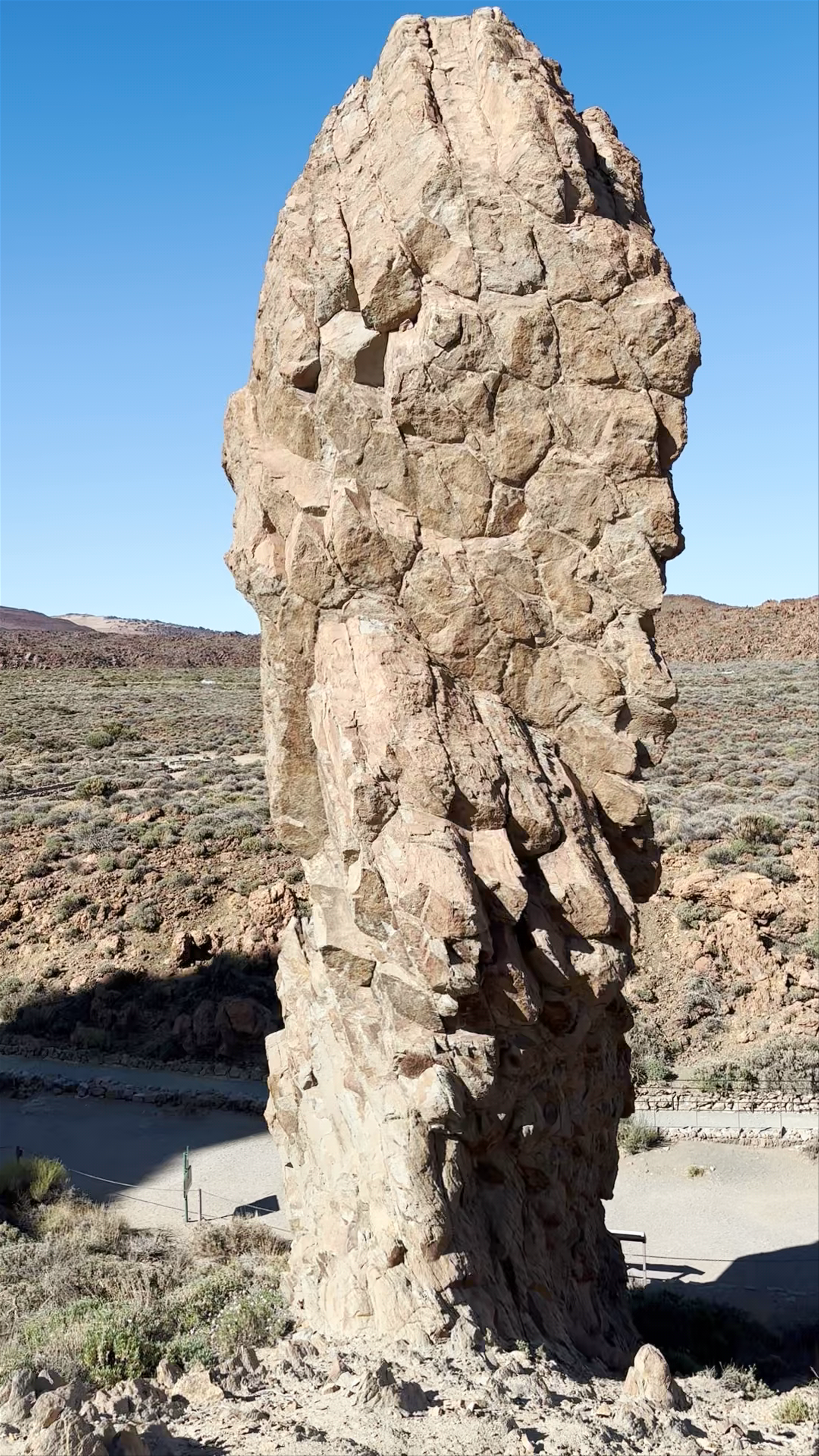 Roque Cinchado: Iconic Natural Rock Formation in La Orotava, Canary Islands