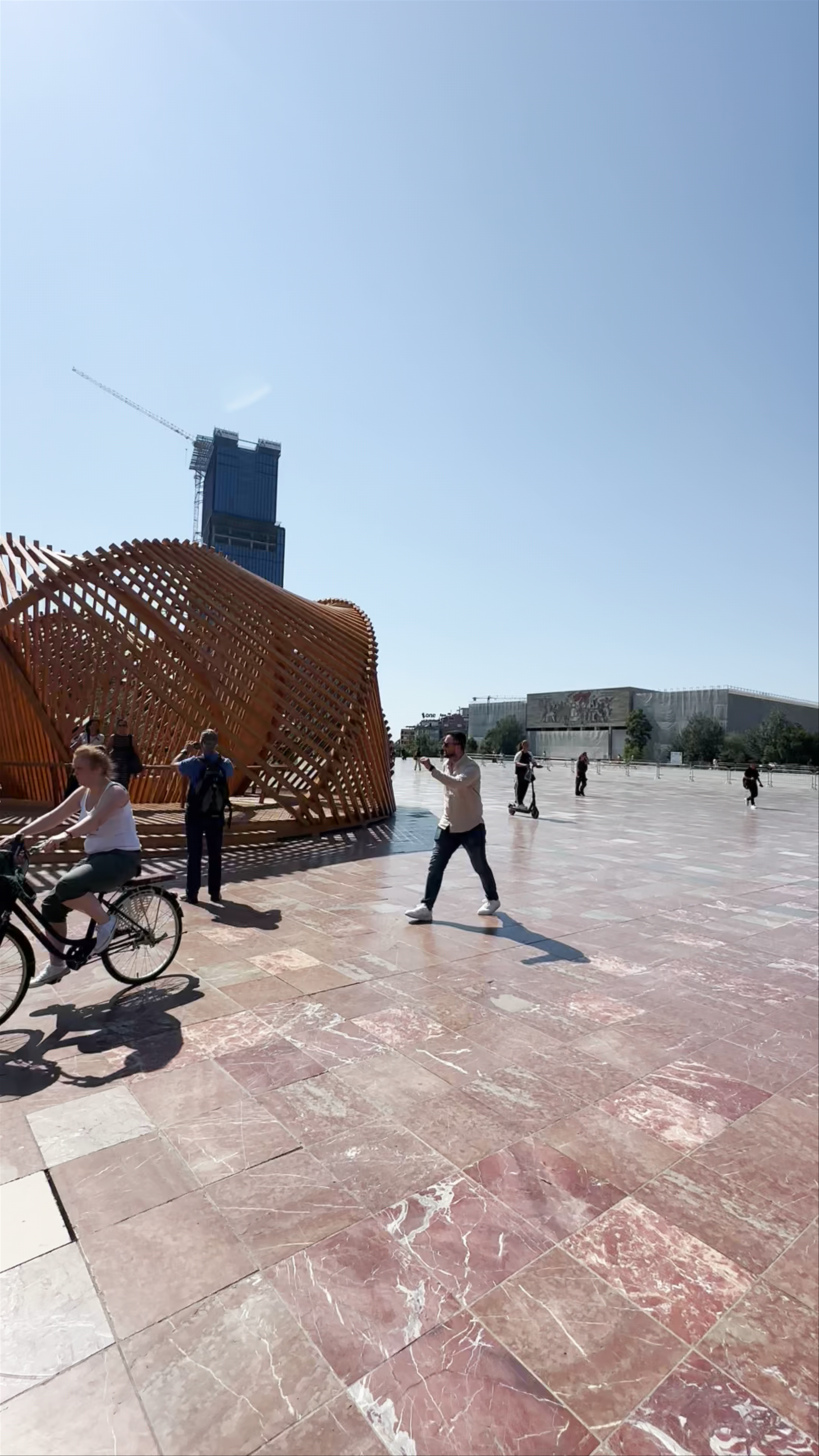 Plaza Skenderbeg