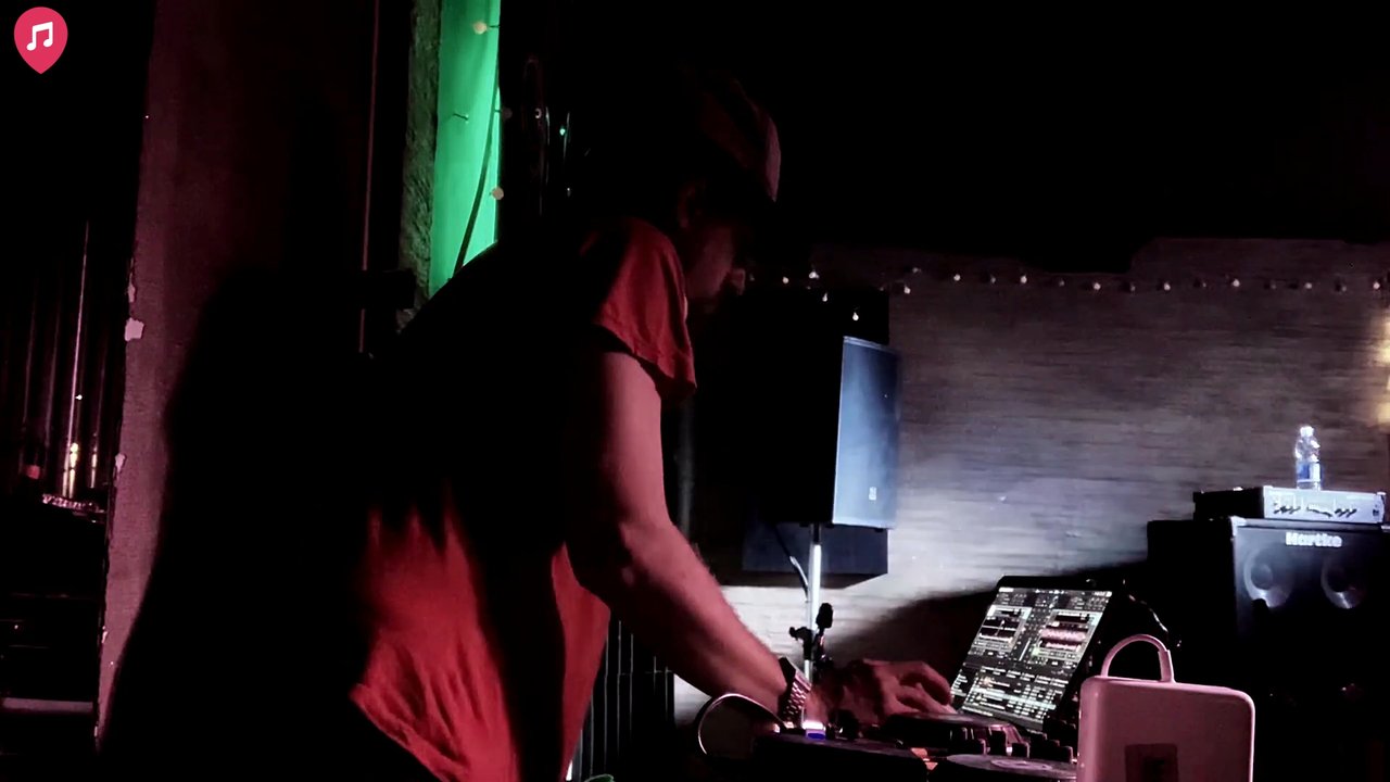 The Suits DJ - Live Showreel 2026 - video