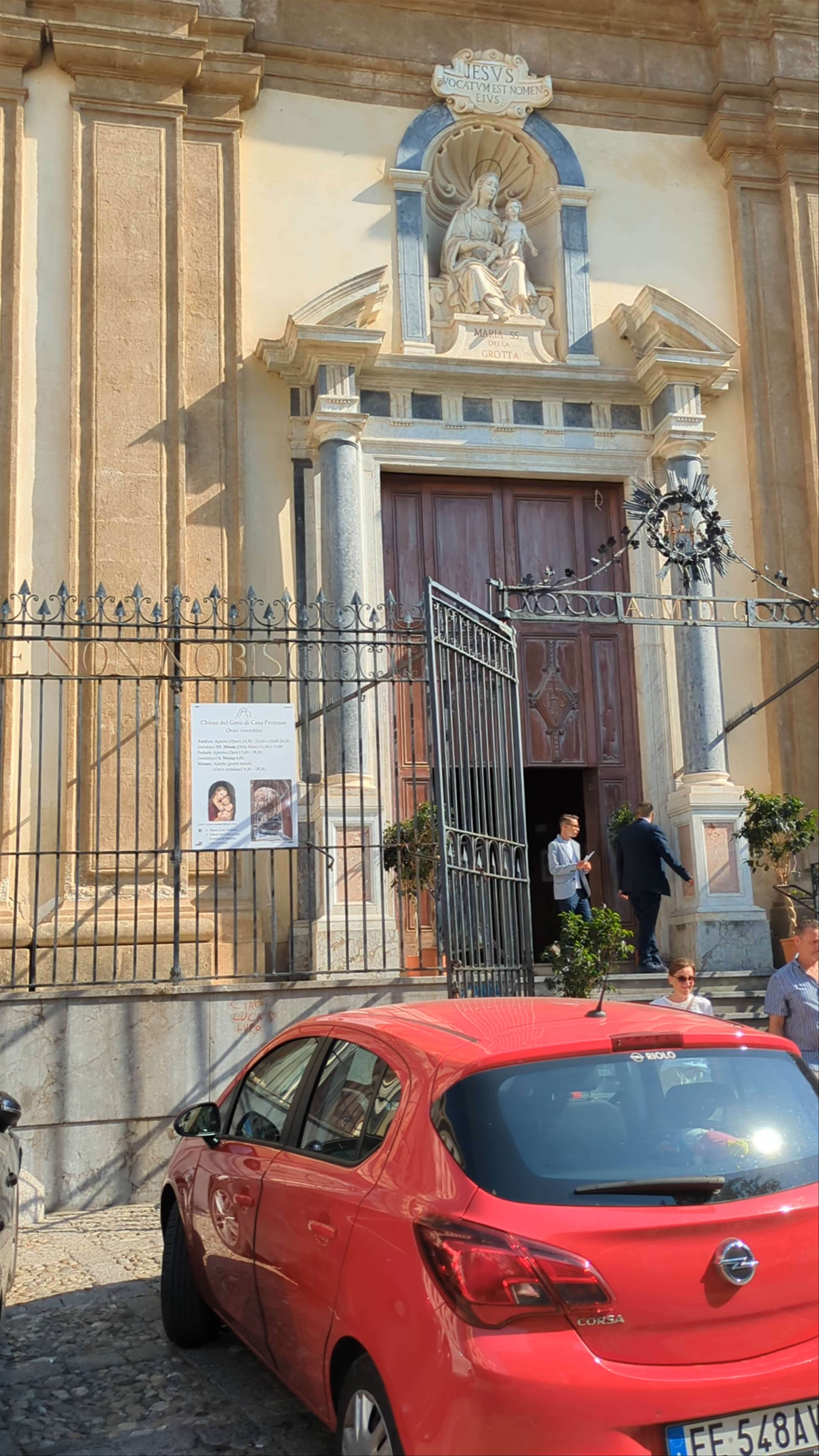 Chiesa del Gesù di Casa Professa: Baroque Splendor in Palermo