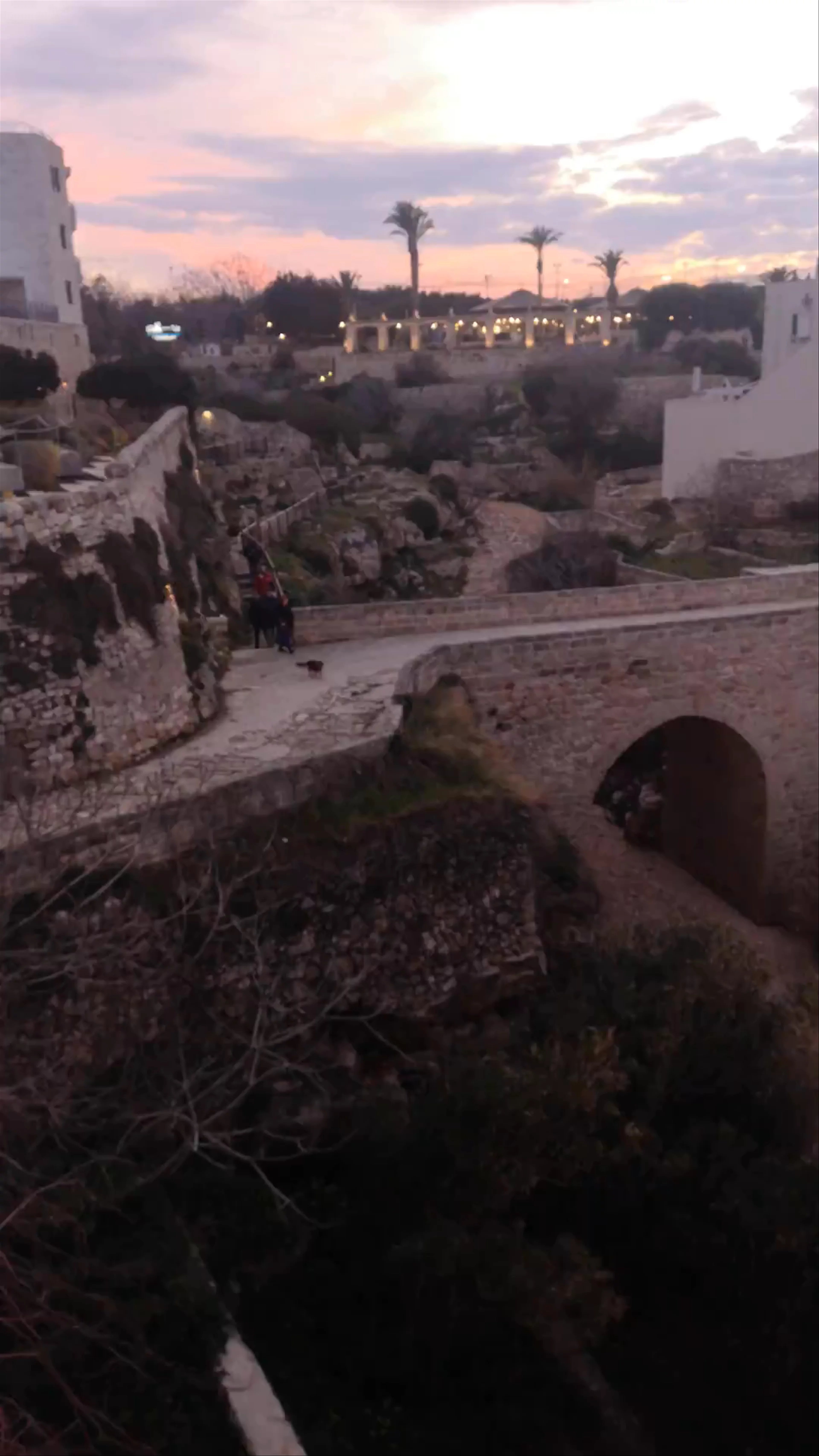 Lama Monachile, Via San Vito, Polignano a Mare
