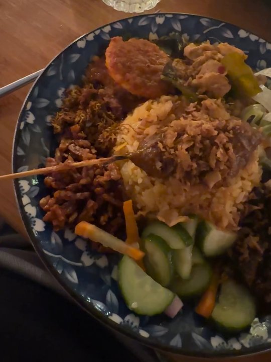 Sampurna - Plate - Indonesian Near Me - Amsterdam, New Hampshire