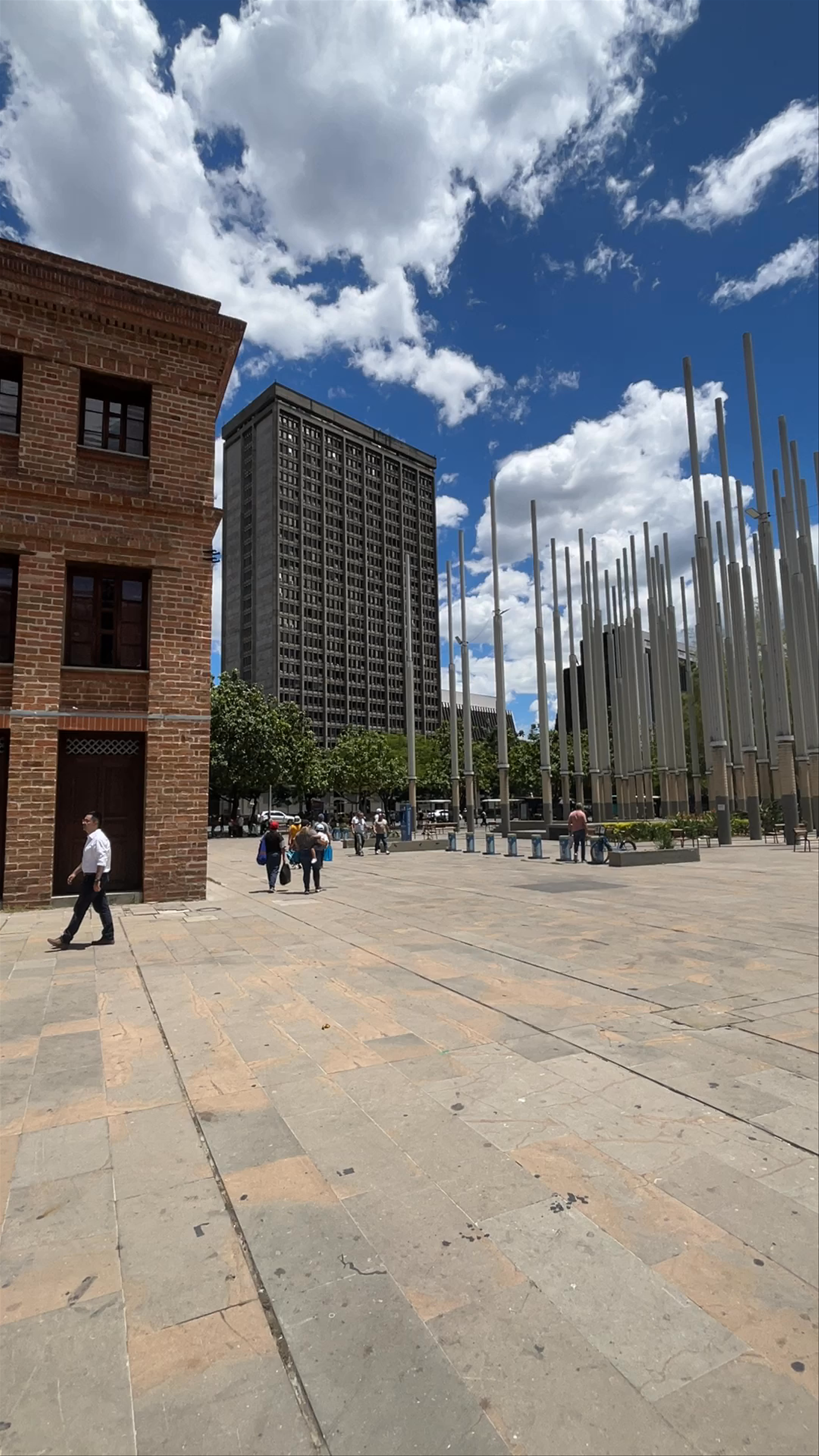 Plaza de las Luces Medellín: Urban Rhythm and Artistic Flair