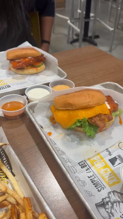 Super Chix - Ice Cream & Frozen Yogurt Near Me - Dunwoody, Georgia