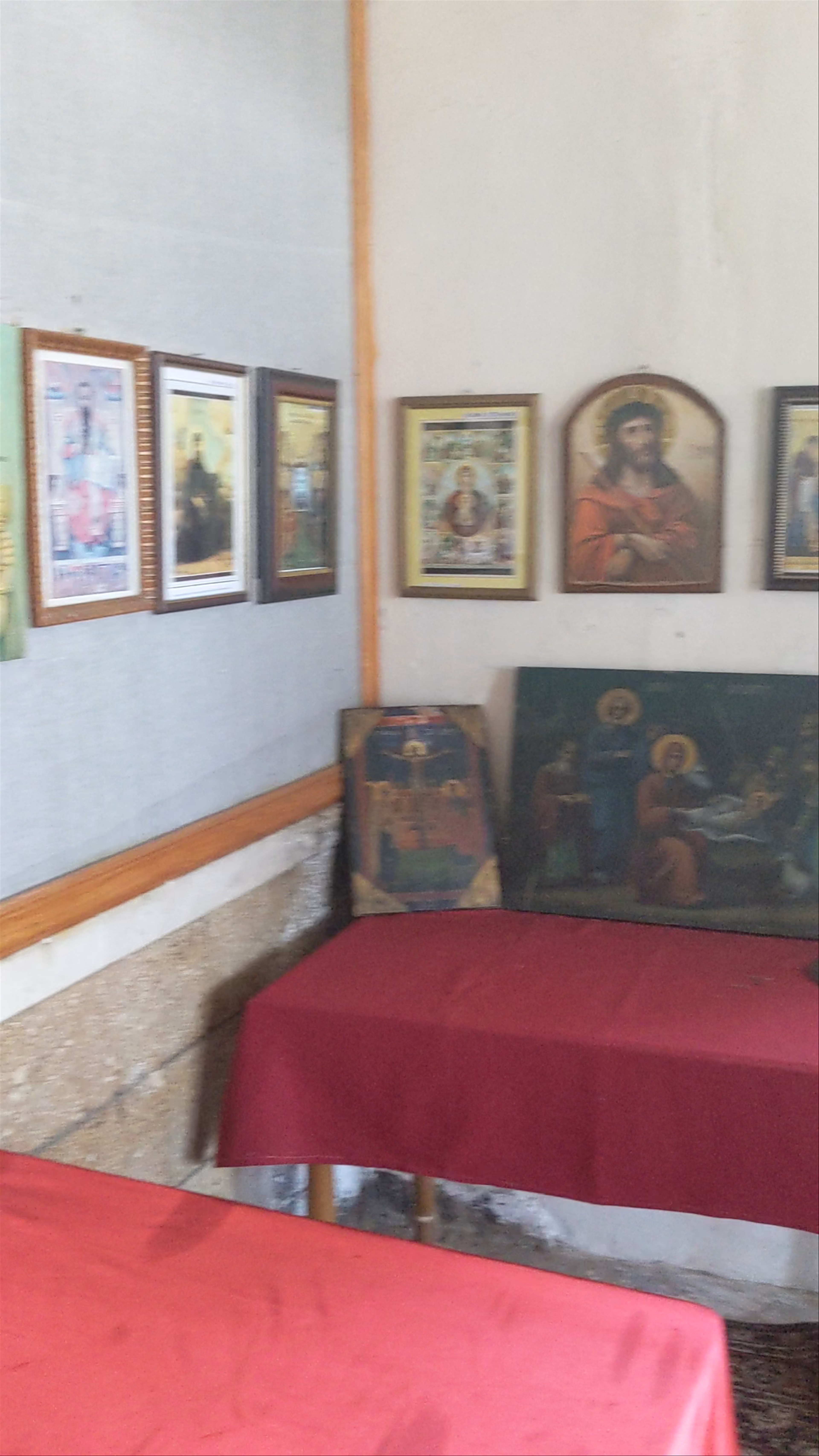 Inside Kisha e Sotires: A Quiet Spiritual Haven in Berat, Albania
