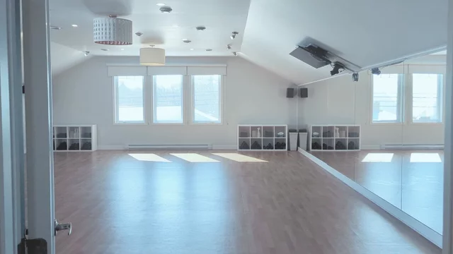 Tour Virtuel • Virtual Tour