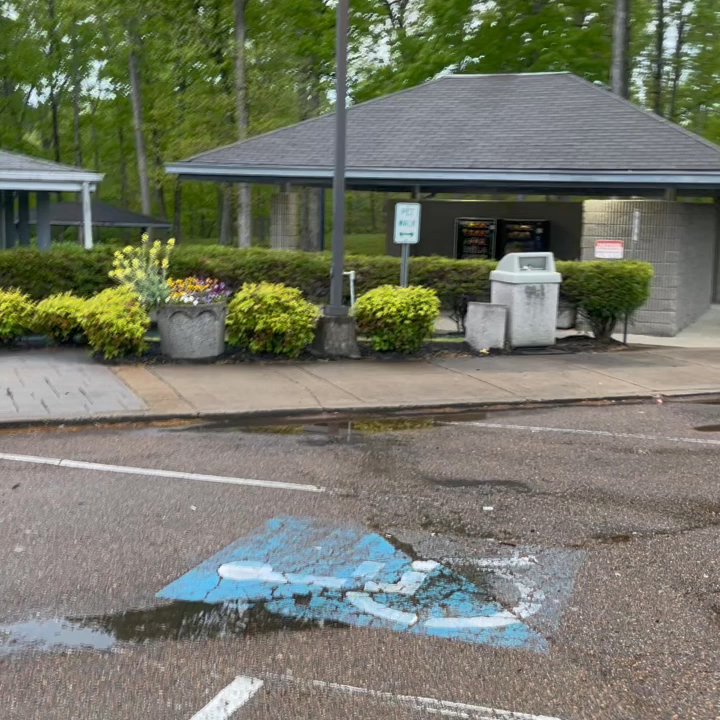 Rest Area - Rest Stops Near Me - Holladay, Tennessee