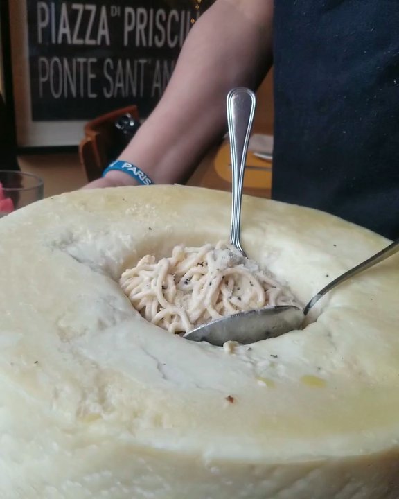 Cacio E Pepe - Cacio e pepe - Italian Near Me - New York, New York