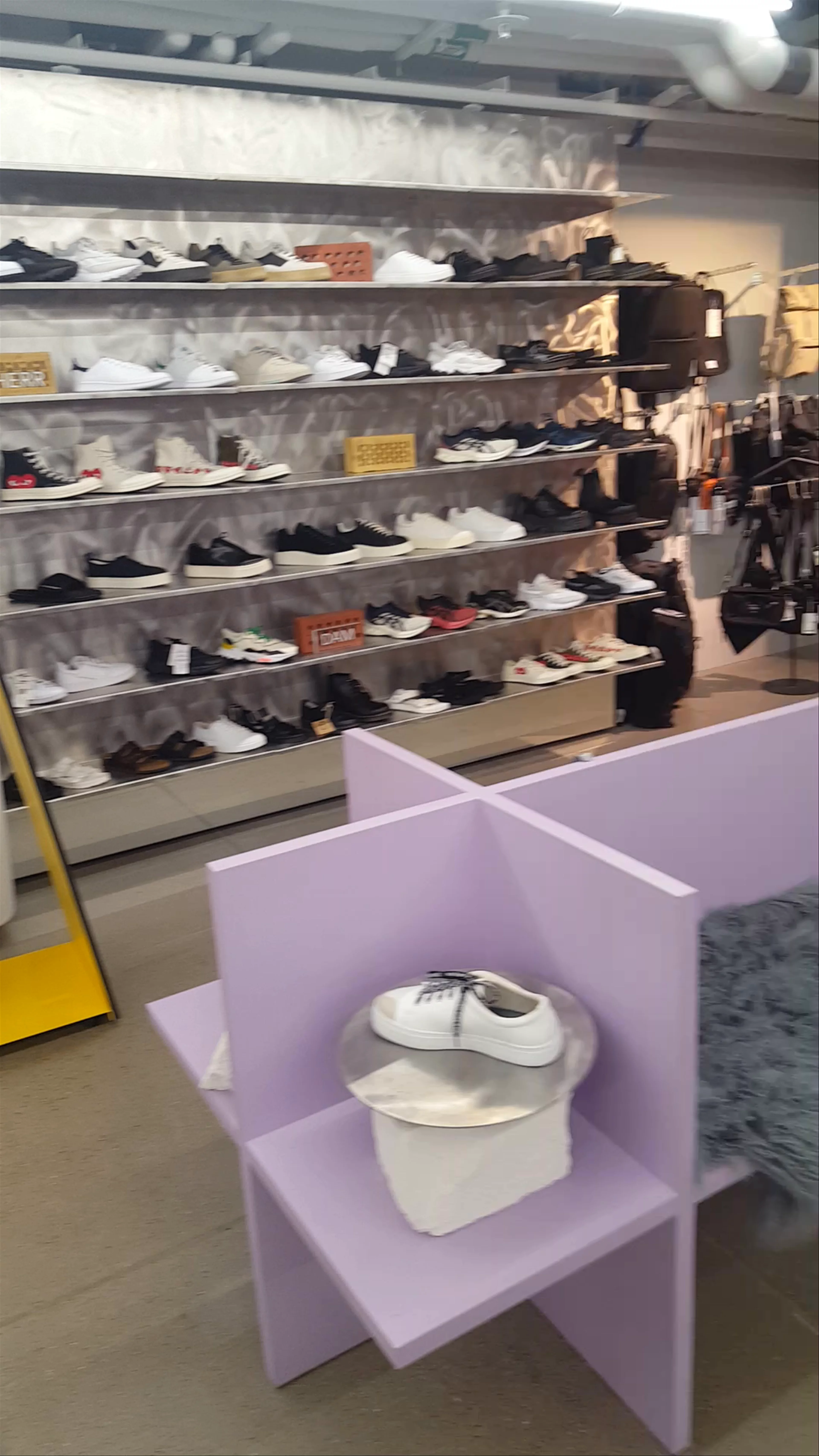 APLACE - Brunogallerian, Götgatan
