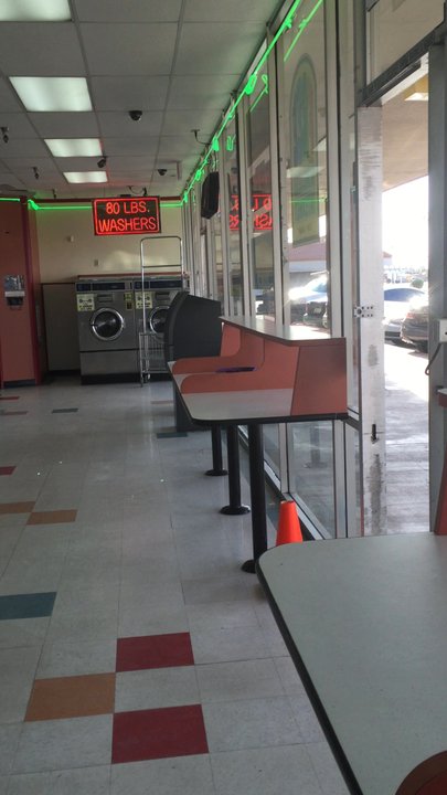 Coin Less Laundry - Laundromat Near Me - Phoenix, Arizona