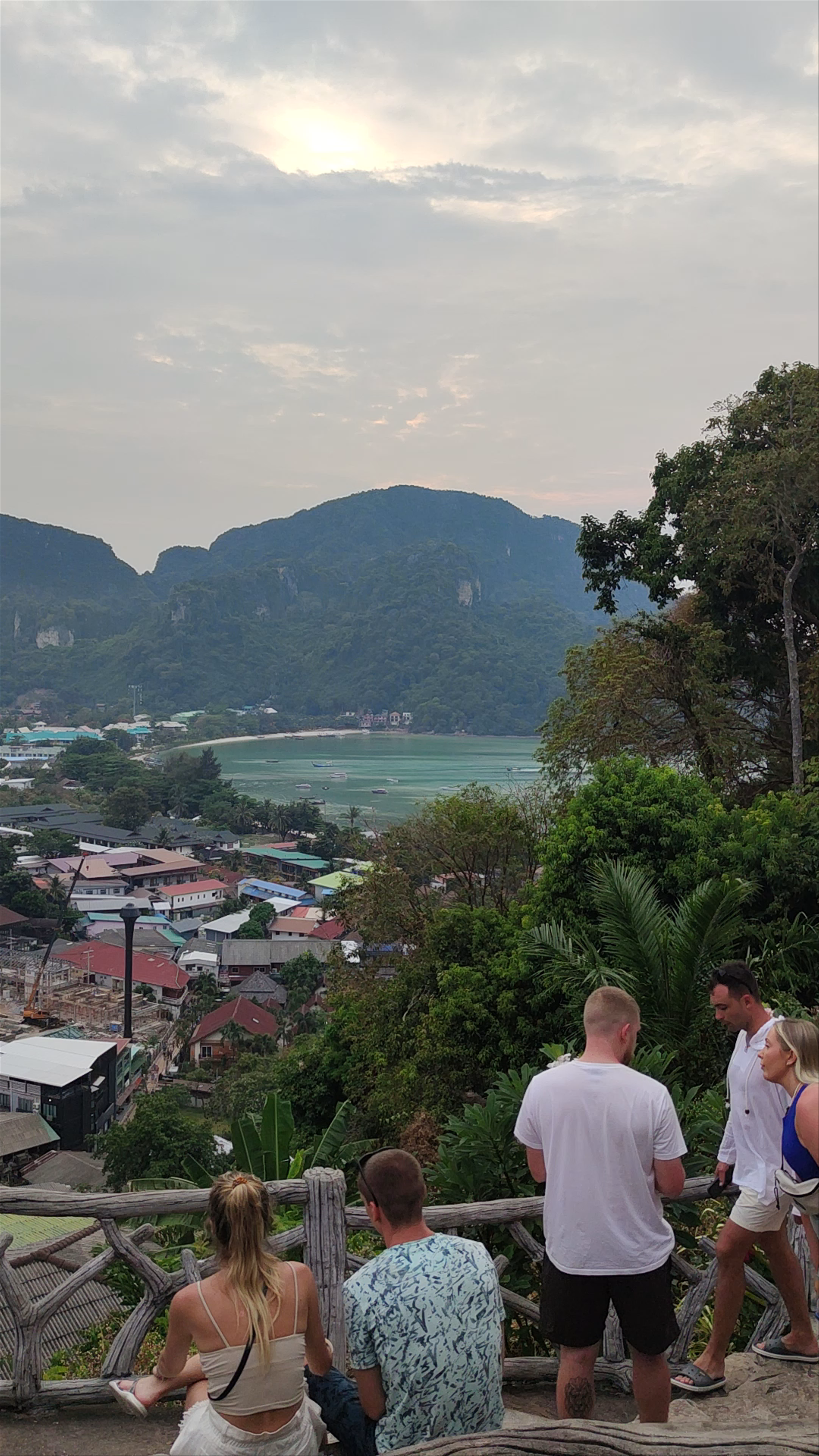 Phi Phi Viewpoint (level 2)