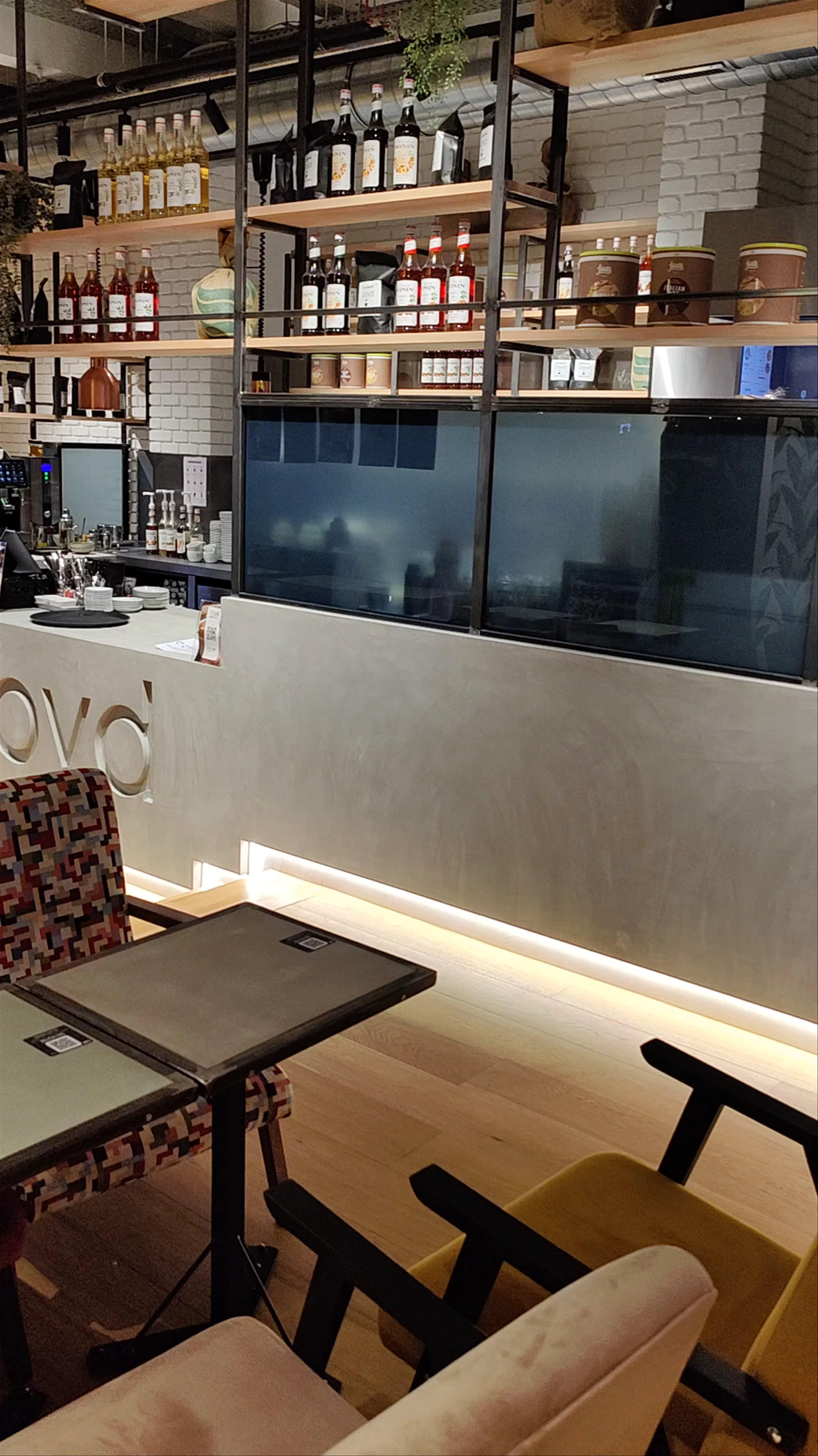 Lloyd Coffee Eatery