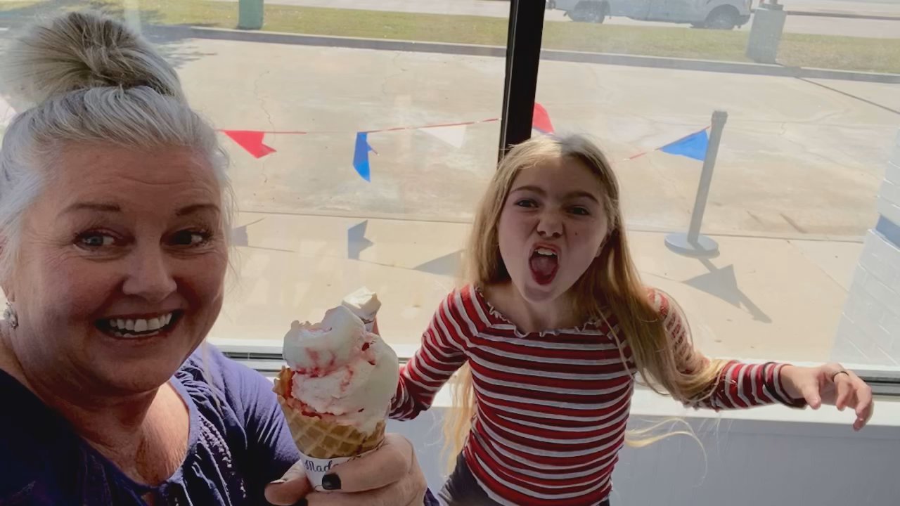 Handel's Ice Cream - Sunday Funday! - Ice Cream & Frozen Yogurt Near Me - Highland Village, Texas