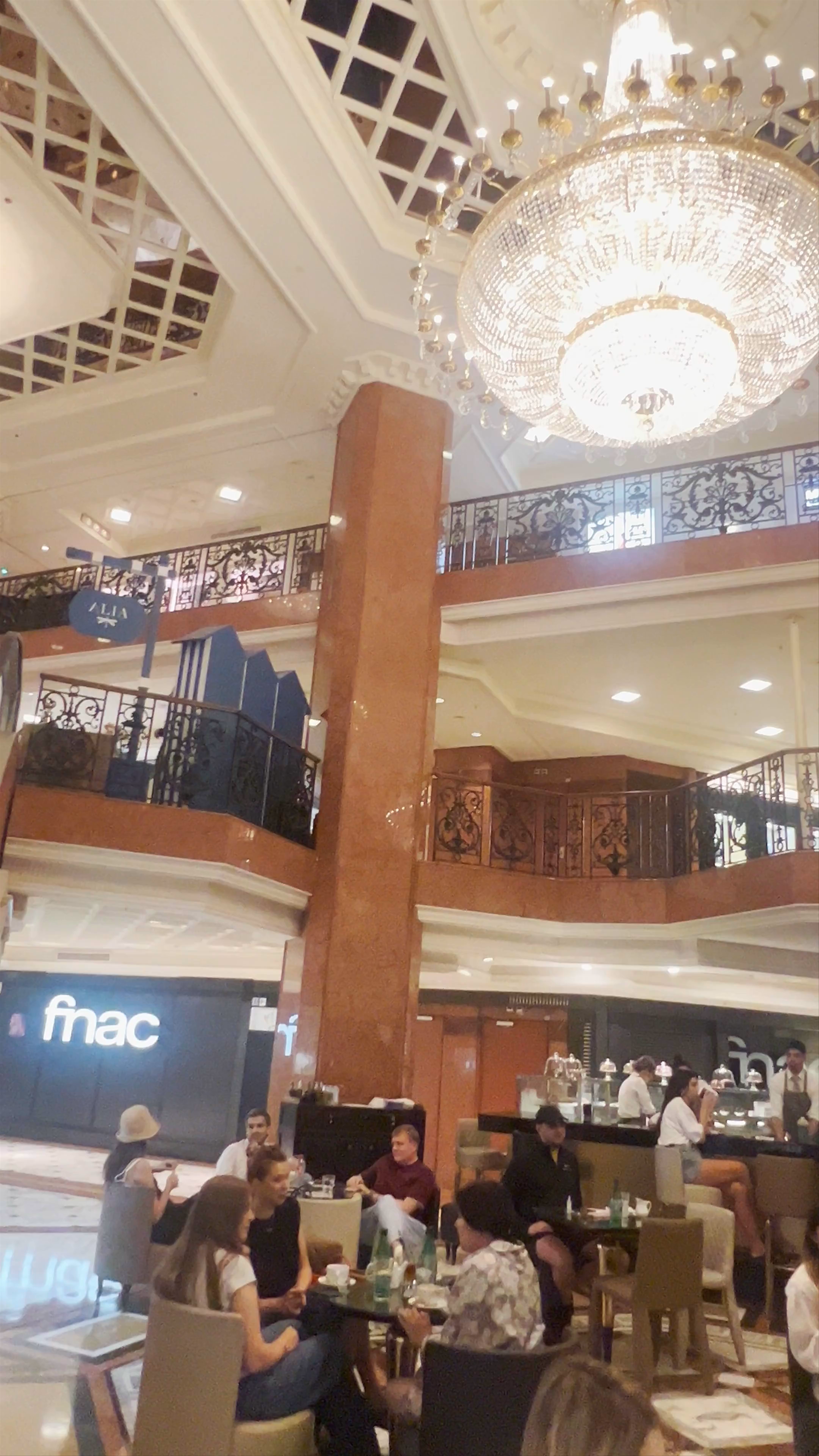 Metropole Shopping Monte-Carlo: Luxury and Elegance in Monaco