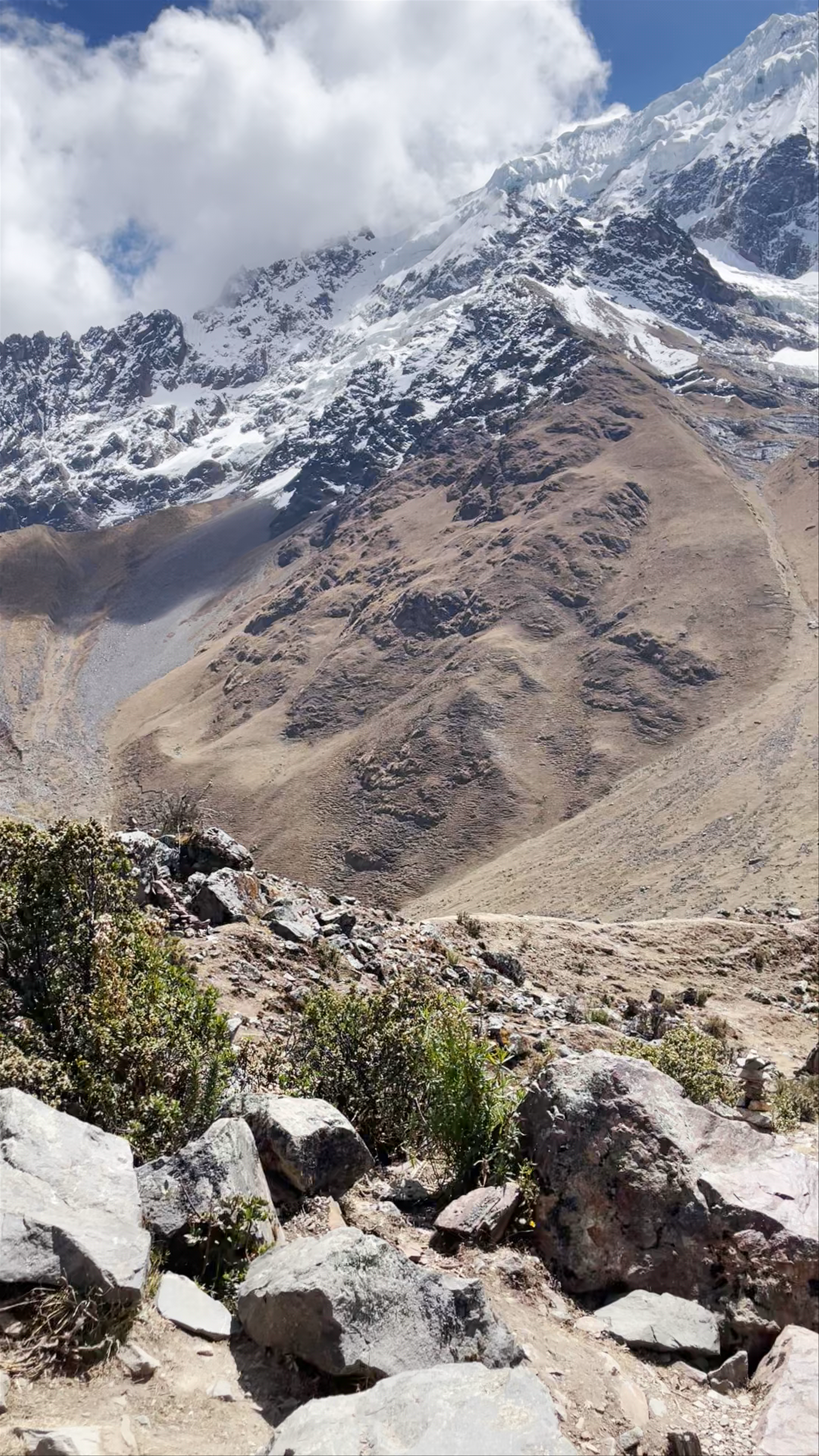Laguna Humantay: Majestic Andean Wilderness in Peru