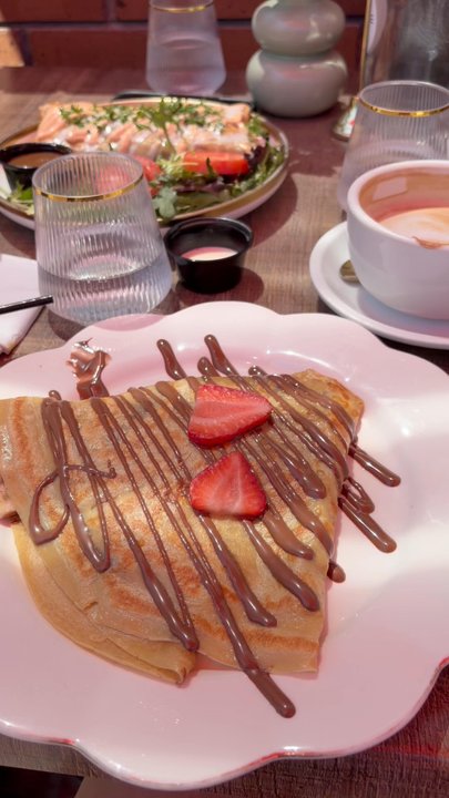 L'orange Cafe - Cafes Near Me - Orange, California