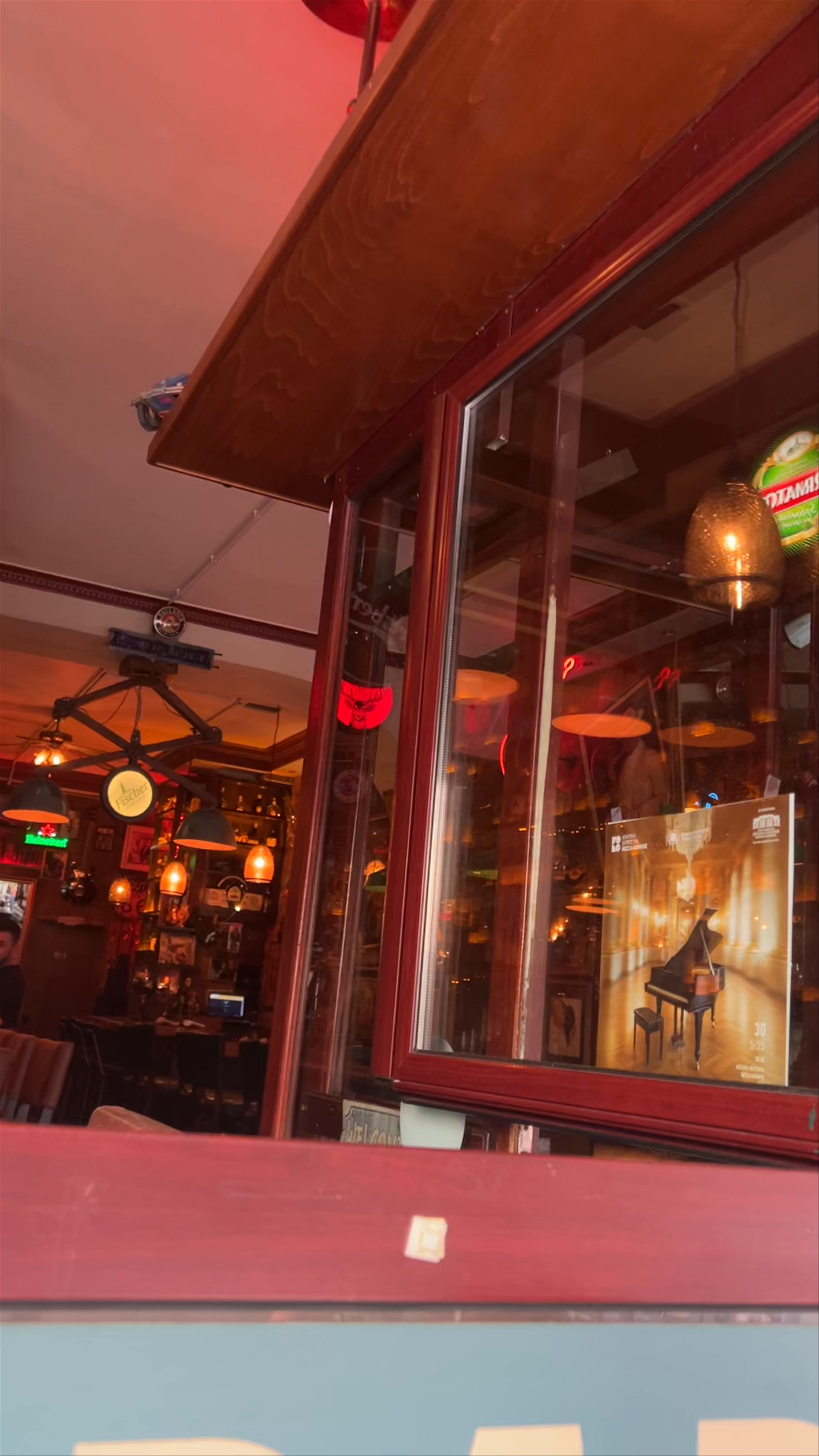 Cafe Bar 51