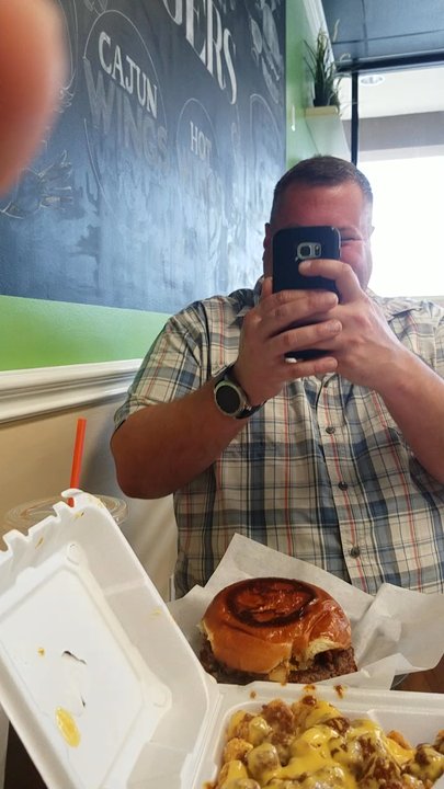 JLB Eatery - Burgers Near Me - Tomball, Texas