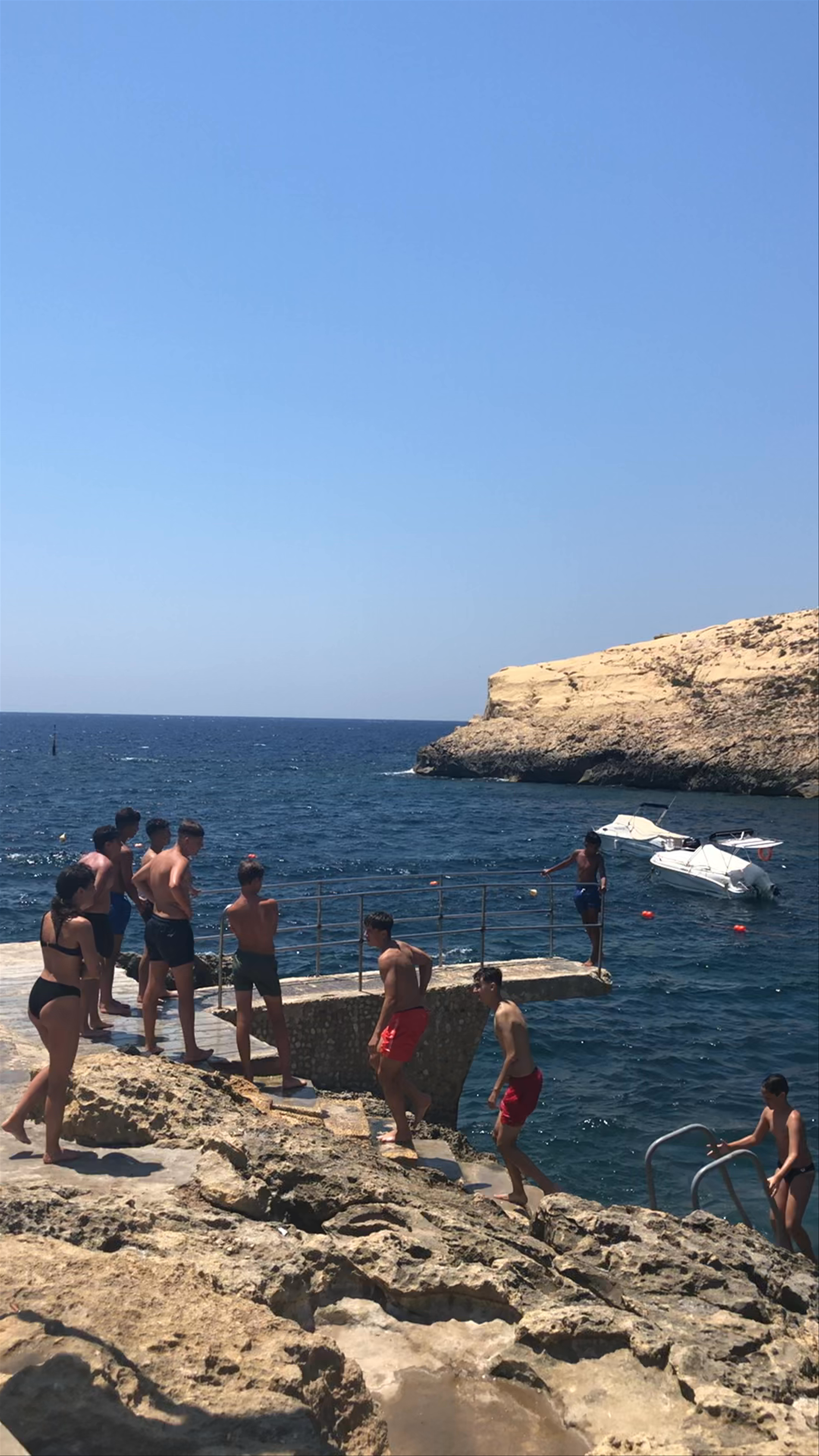 Xlendi Bay