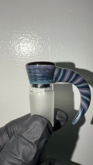 Preview pic of Bhombbhomb Glass wigwag 🛝