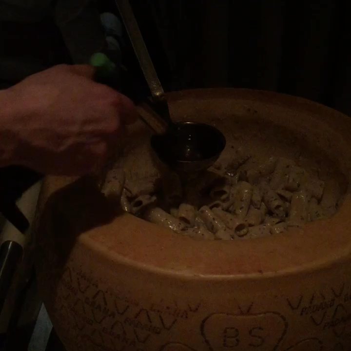 Armando's - Every time I re-watch this, I drool. The beautiful process of making my favorite rigatoni dish ever. - Pizza Near Me - Gentofte, 84