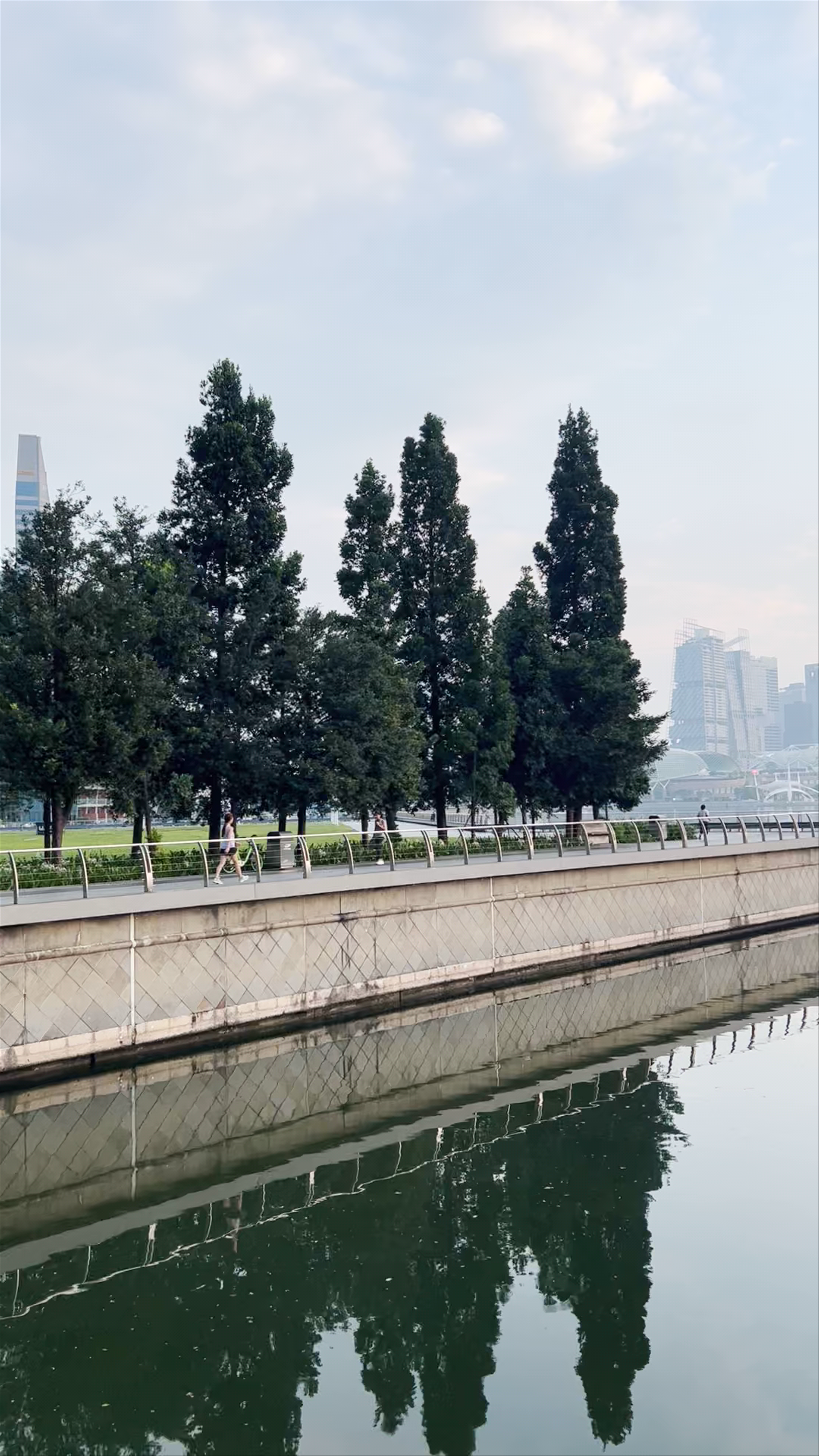 Bayfront Avenue