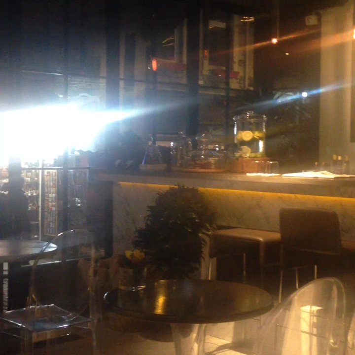Robin's - Pubs Near Me - Istanbul, 34