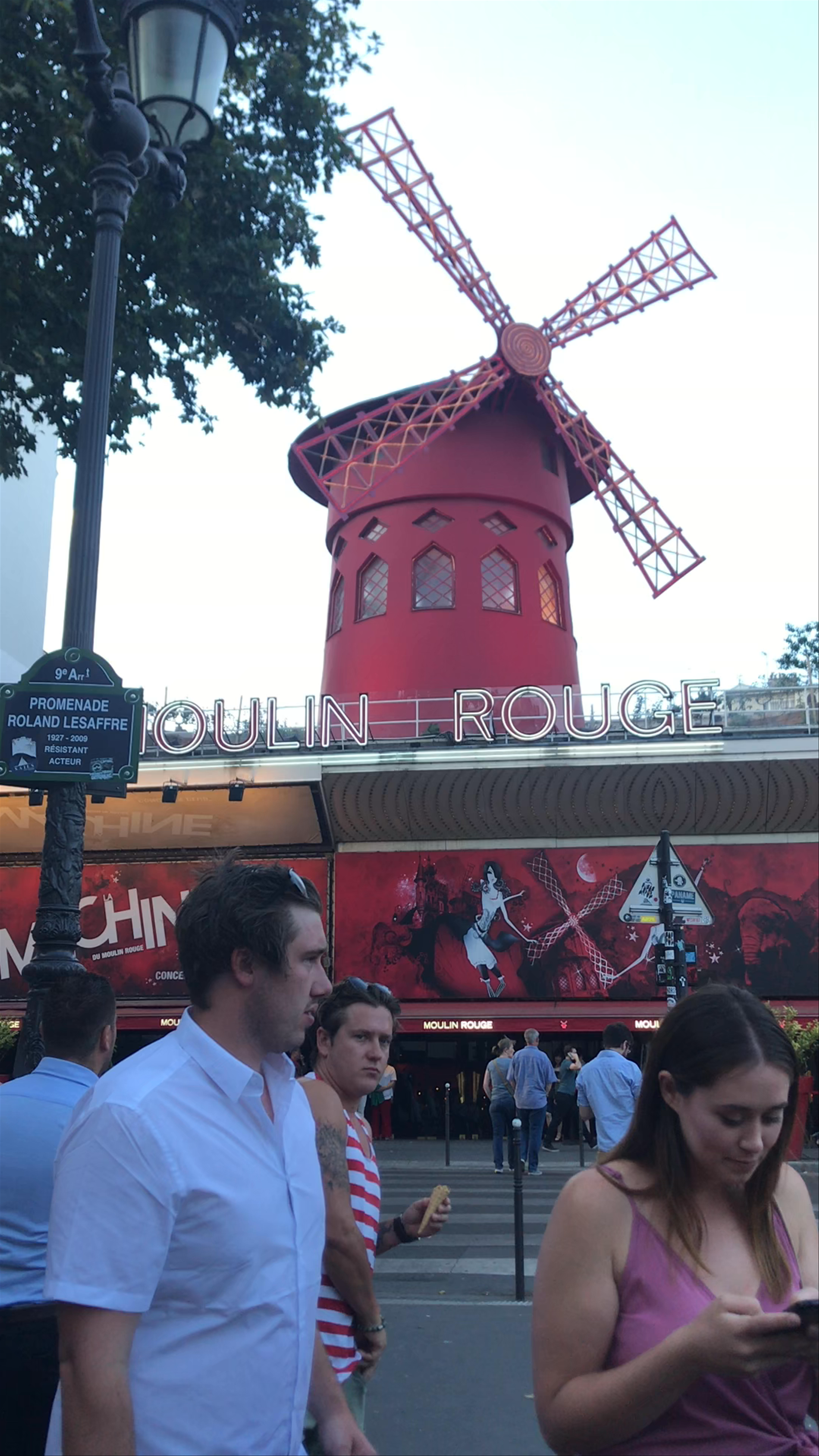 Moulin Rouge: Iconic Nightlife in Paris' 9th Arrondissement